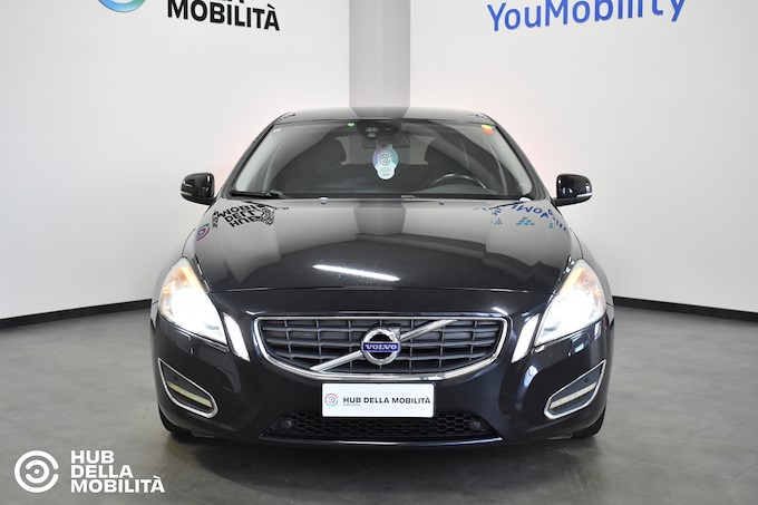 VOLVO V60 DRIVe Momentum